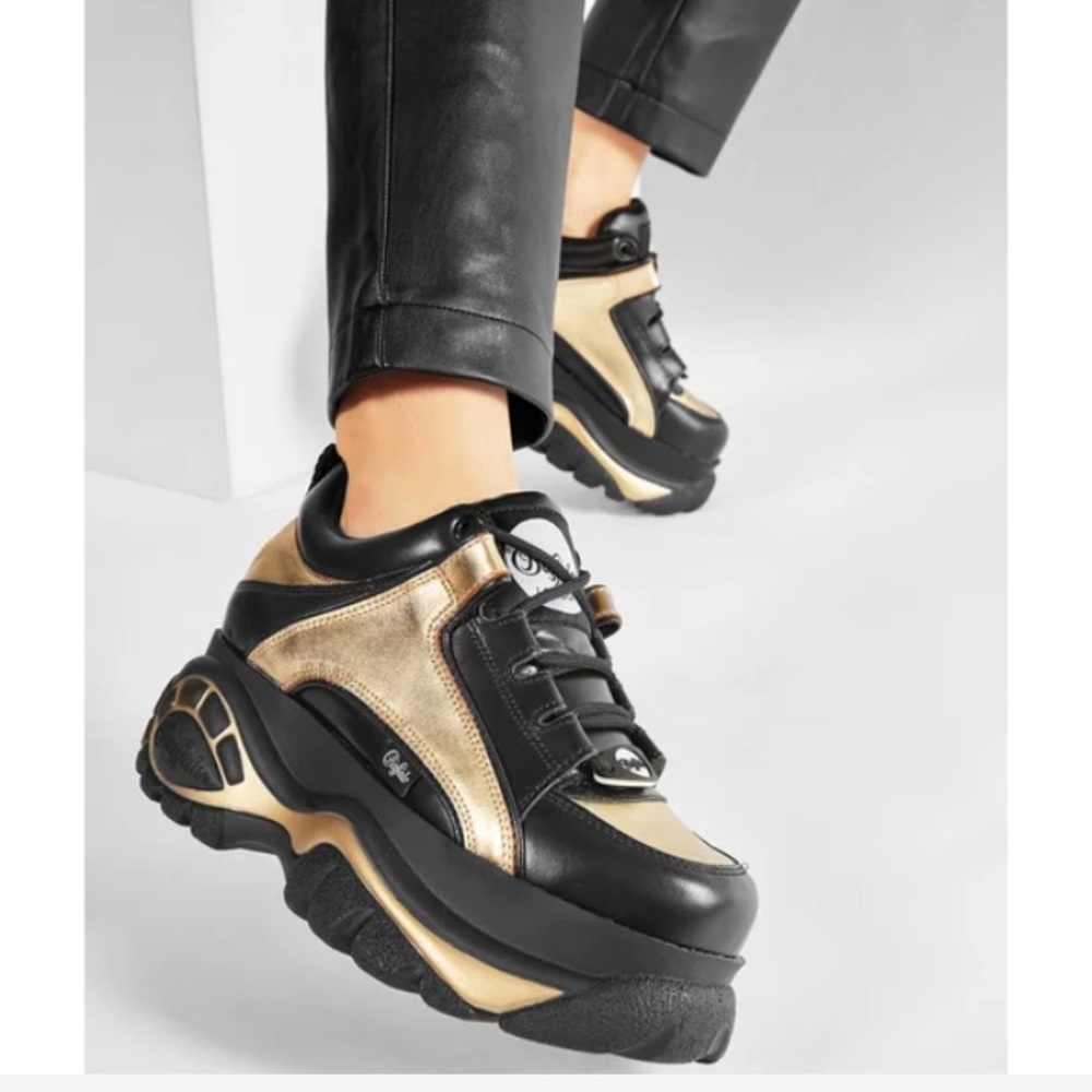 BUFFALO LONDON Black & Gold Platform Trainers/sneakers sz US 10/EU 41 - Picture 3 of 15